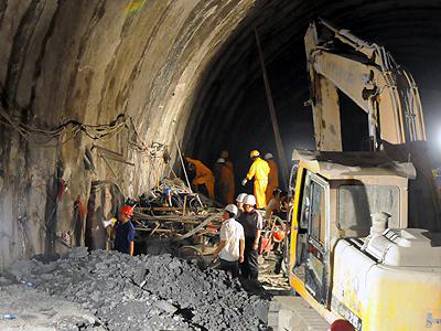 澳彩77749.cσm查询开奖和施工现场坍塌致3死与施工现场坍塌事故